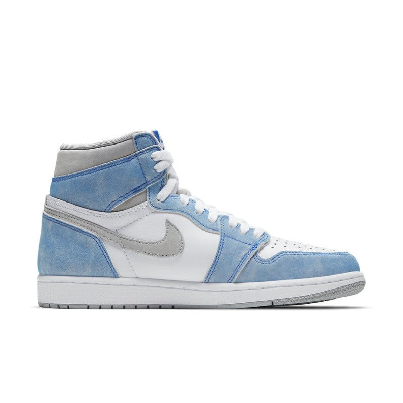 Air Jordan 1 Retro High OG 'Hyper Royal Light Smoke Grey' 555088-237